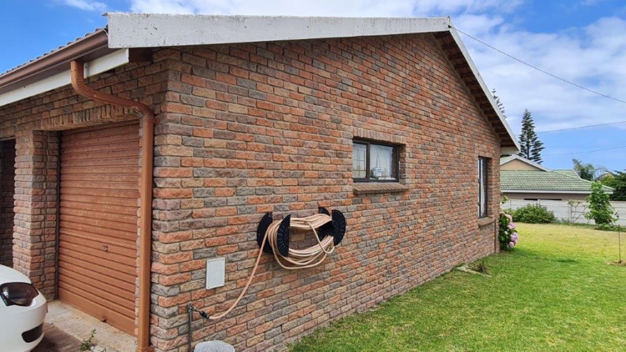 2 Bedroom Property for Sale in Dana Bay Western Cape